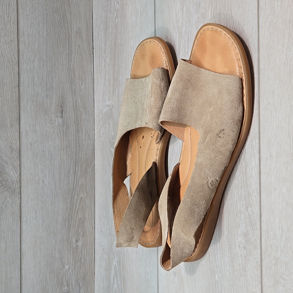 Born Tan Suede Sandals
